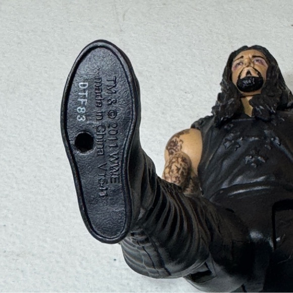 2011 Undertaker WWE Action Figure  - Mattel‎ - Picture 3 of 3